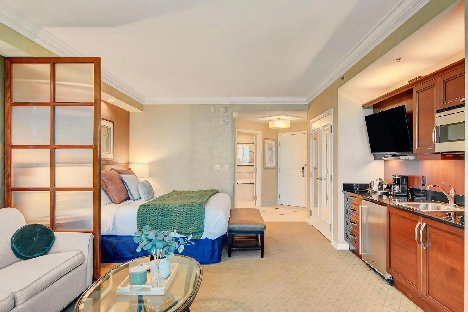 Mgm Studio Suite With Pool View Tower 1 Las Vegas USA